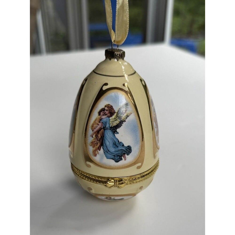 Mr. Christmas Musical Egg Ornament Music Box Porcelain Valerie Parr Hill Angel**
